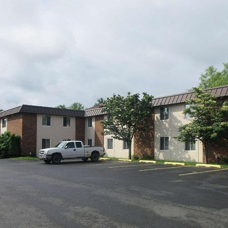 Quality Inn & Suites Owego Eksteriør billede