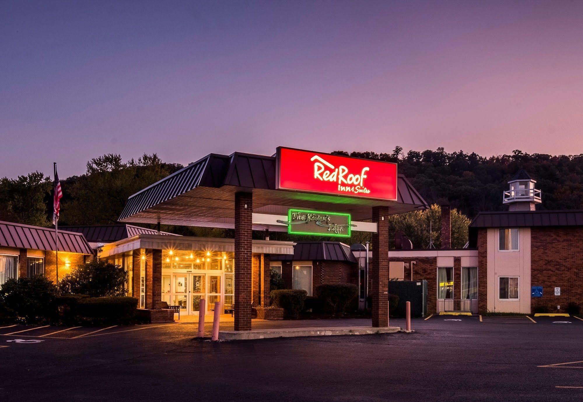 Quality Inn & Suites Owego Eksteriør billede